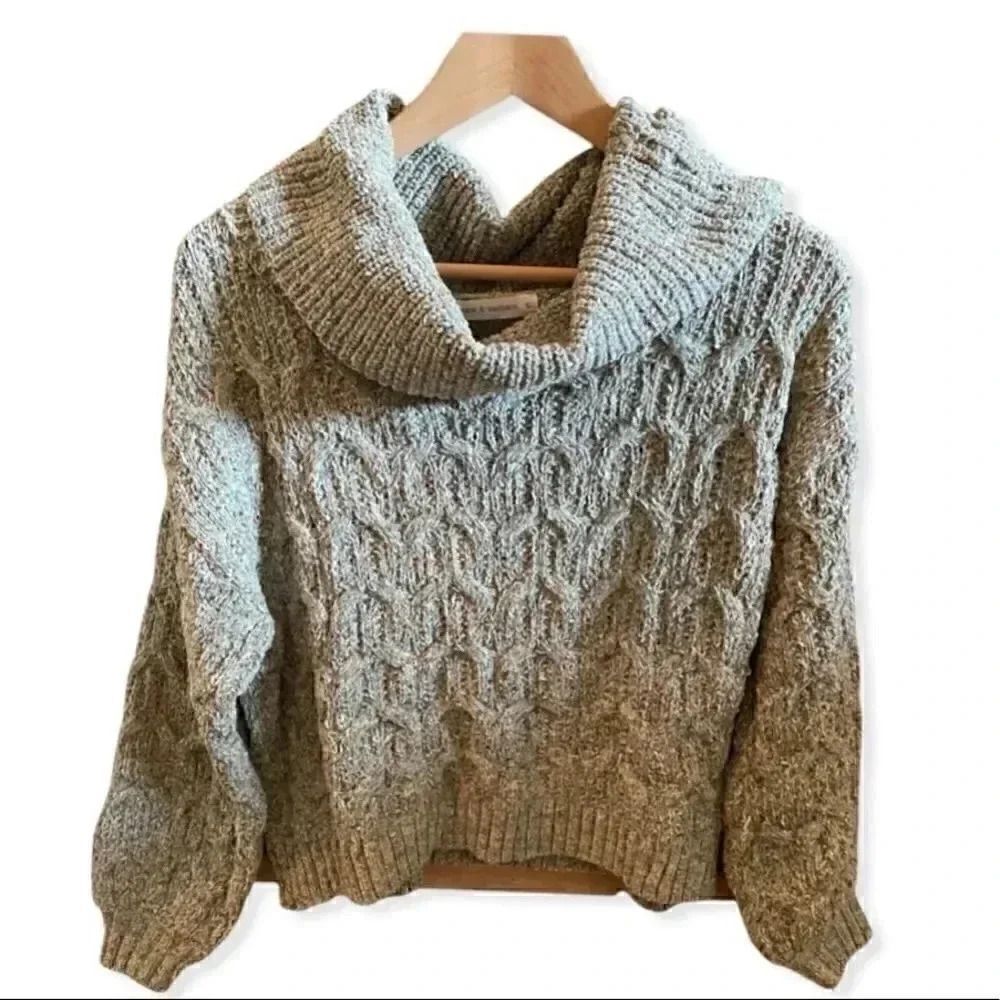 Moon & Madison Oversized Turtleneck Pullover Women Sweater SZ S
